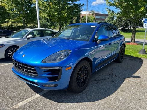 Used 2017 Porsche Macan GTS AWD/4WD image 2