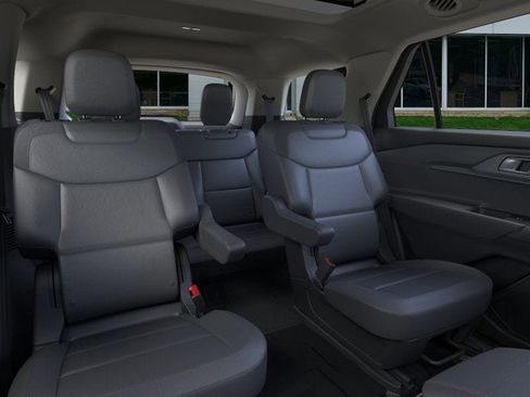 New 2026 Ford Explorer Active w/ Active Comfort Package AWD/4WD image 11