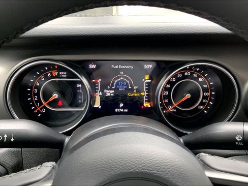 Certified 2023 Jeep Gladiator Willys image 21