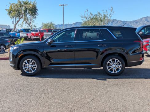 Used 2022 Hyundai Palisade SE image 6