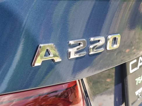 Used 2021 Mercedes-Benz A 220 image 7