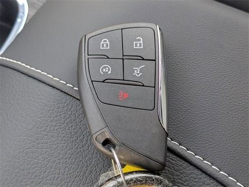 New 2026 GMC Acadia Denali w/ Super Cruise Package image 30