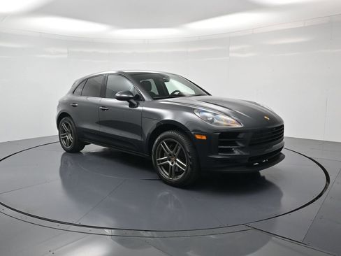 Used 2021 Porsche Macan S image 32