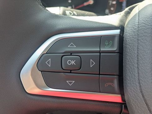 New 2026 Jeep Compass Latitude AWD/4WD image 17