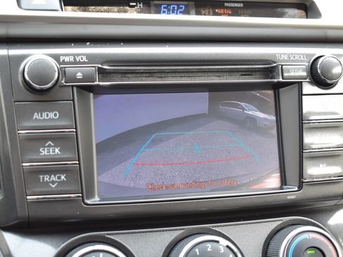 Used 2013 Toyota RAV4 LE w/ Preferred Accessory Pkg AWD/4WD image 24