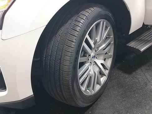 Used 2023 Ford Expedition Limited image 37