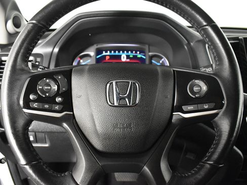 Used 2022 Honda Pilot Touring image 19