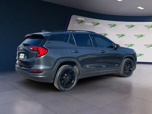 Used 2020 GMC Terrain SLT w/ Preferred Package FWD image 4