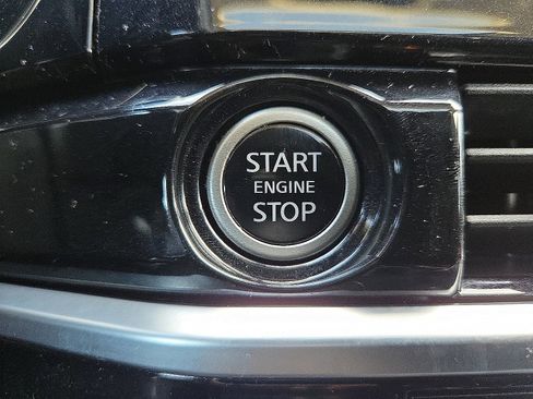 Used 2022 Nissan Pathfinder Platinum w/ Lighting Package (N93) image 21