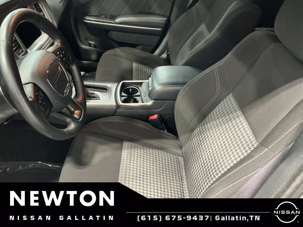Used 2023 Dodge Charger SXT RWD image 7