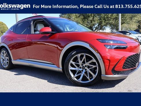 Used 2023 Genesis GV60 Advanced image 1