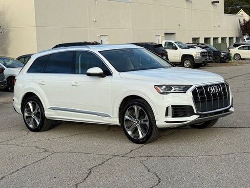 Used 2022 Audi Q7 3.0T Premium Plus image 3