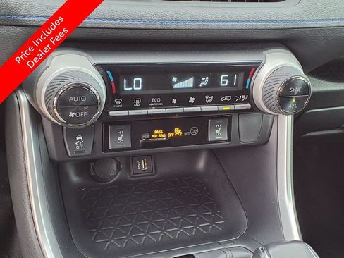 Used 2023 Toyota RAV4 SE w/ Convenience Package AWD/4WD image 23