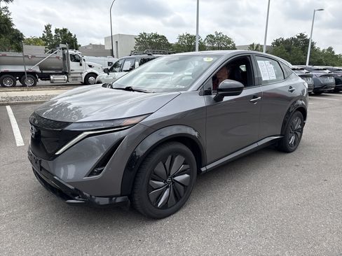 Certified 2023 Nissan Ariya AWD image 3