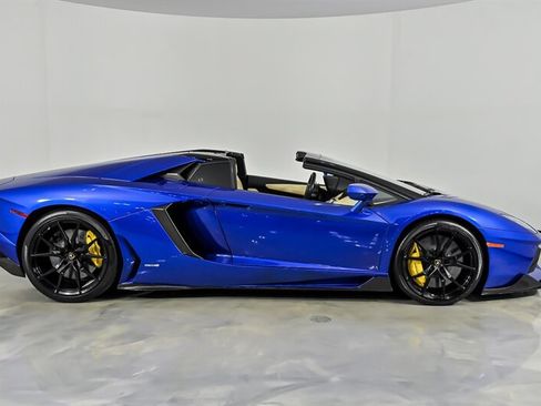 Used 2014 Lamborghini Aventador LP 700-4 AWD/4WD image 12