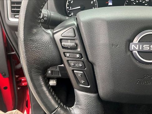 Used 2023 Nissan Frontier SV w/ SV Convenience Package image 12