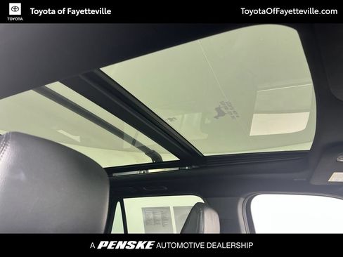 Used 2021 Ford Expedition Limited AWD/4WD image 3