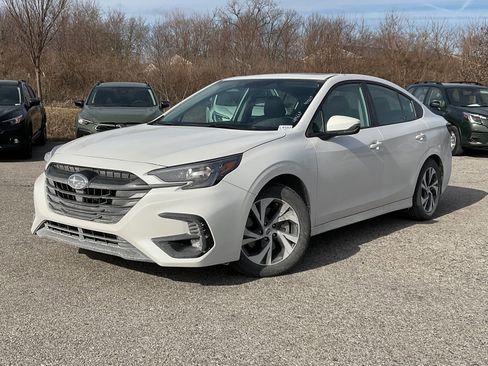 Used 2025 Subaru Legacy Premium image 1