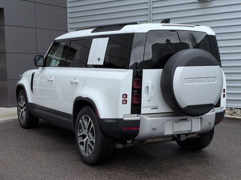 Used 2020 Land Rover Defender 110 HSE image 7