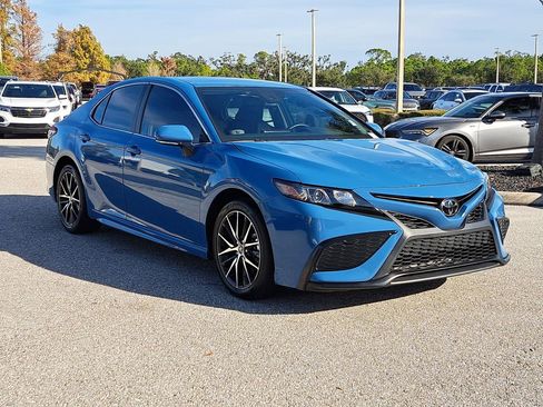 Certified 2024 Toyota Camry SE image 2