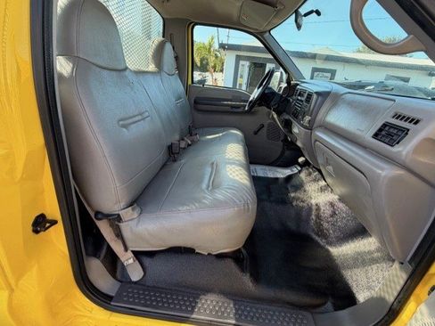 Used 1999 Ford F450 XL image 16