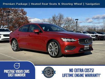 Used 2020 Volvo S60 T6 Momentum