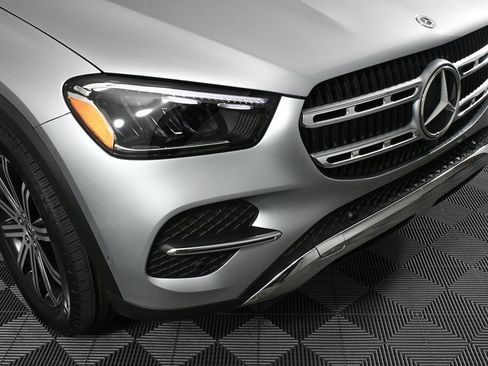 Certified 2025 Mercedes-Benz GLE 350 GLE 350 image 36