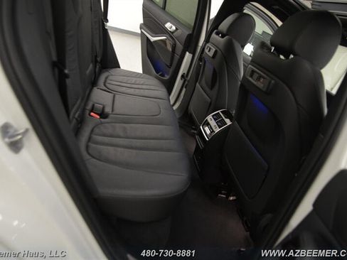 Used 2019 BMW X5 xDrive40i w/ M Sport Package AWD/4WD image 27