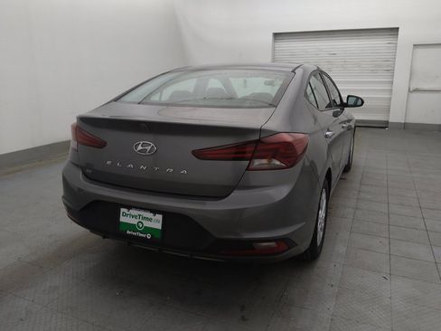 Used 2020 Hyundai Elantra SE w/ Cargo Package (C1) FWD image 9
