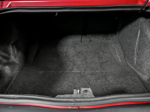Used 2017 Dodge Challenger SRT Hellcat RWD image 11