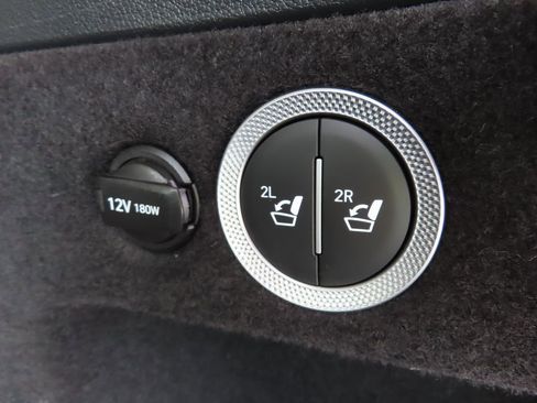 Used 2025 Genesis GV80 2.5T Standard AWD/4WD image 19