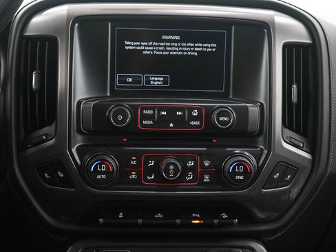 Used 2016 GMC Sierra 1500 SLE w/ All-Terrain Package AWD/4WD image 18