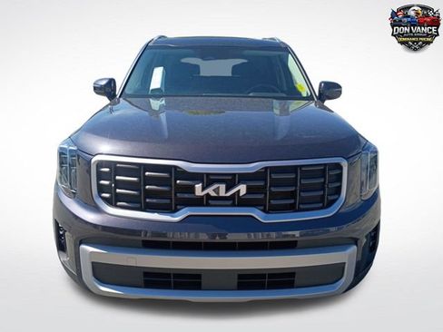Used 2025 Kia Telluride S FWD image 8