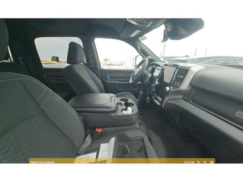 Used 2026 RAM 2500 Big Horn AWD/4WD image 3