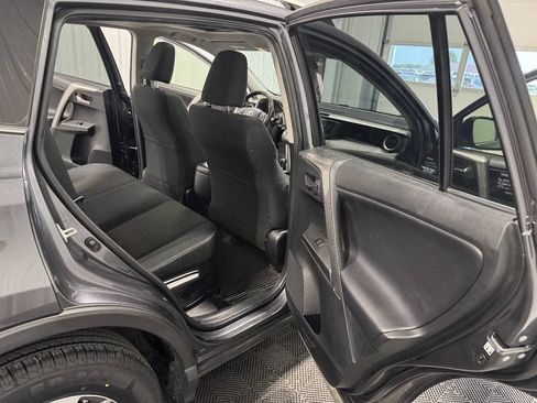 Used 2018 Toyota RAV4 XLE w/ Convenience Package AWD/4WD image 23
