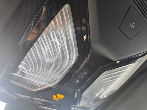 Used 2024 BMW i4 xDrive40i image 35