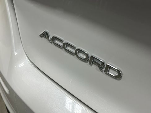 New 2025 Honda Accord SE image 7