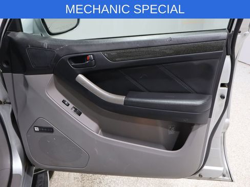 Used 2004 Toyota 4Runner Limited image 25