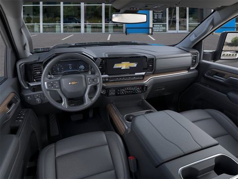 New 2026 Chevrolet Silverado 3500 LT w/ Z71 Chrome Sport Edition image 15