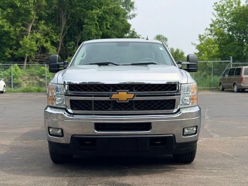 Used 2013 Chevrolet Silverado 2500 LT w/ Interior Plus Package AWD/4WD image 3