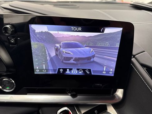 Used 2024 Chevrolet Corvette Stingray Coupe w/ Z51 Performance Package image 28