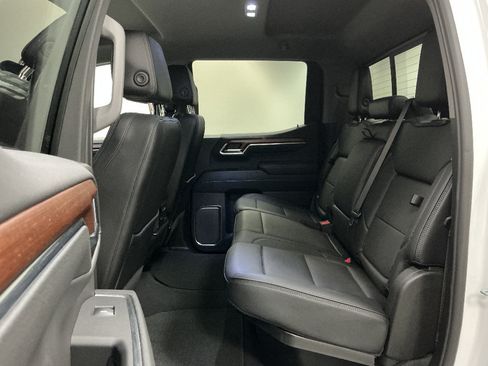 Used 2023 GMC Sierra 1500 Denali AWD/4WD image 25