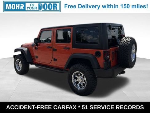 Used 2015 Jeep Wrangler Unlimited Rubicon w/ Connectivity Group AWD/4WD image 3