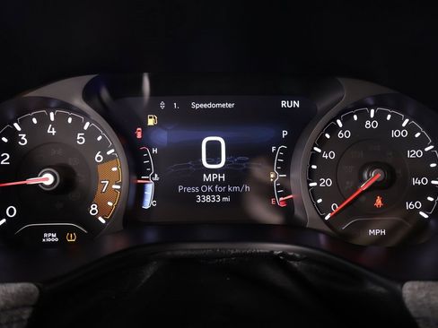 Used 2025 Jeep Compass Sport image 4