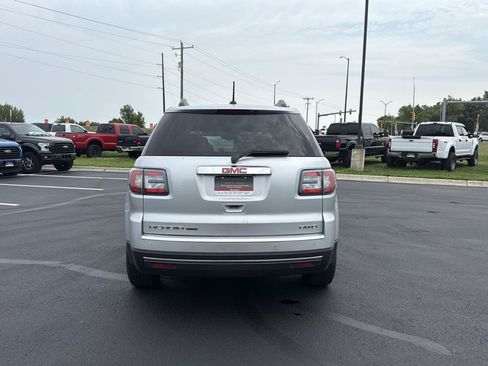 Used 2017 GMC Acadia Limited SLT AWD/4WD image 4
