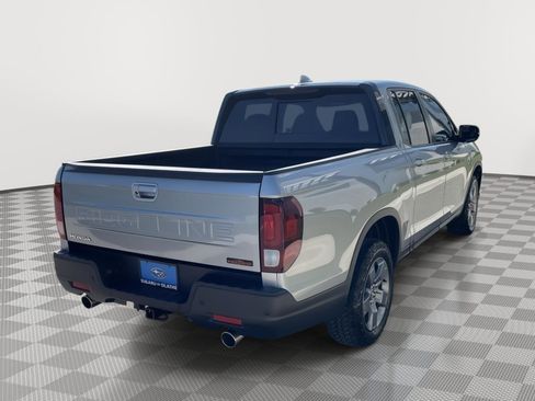 Used 2025 Honda Ridgeline TrailSport image 15