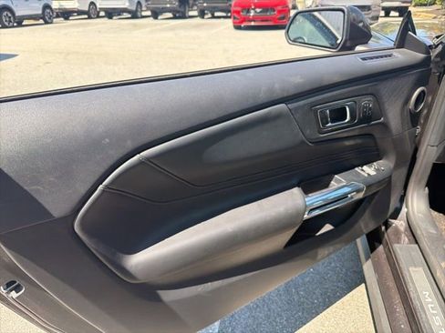 Used 2024 Ford Mustang GT Premium image 18