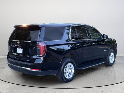 Used 2025 Chevrolet Tahoe LT RWD image 7