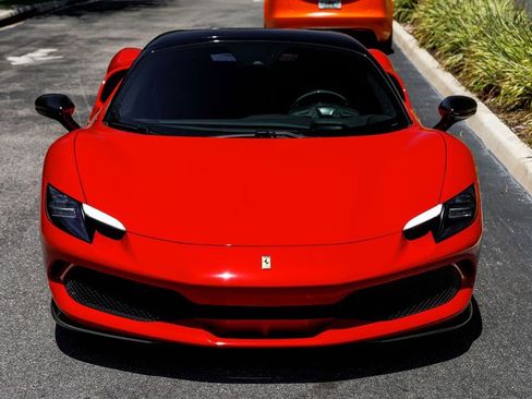 Used 2024 Ferrari 296 GTS RWD image 8
