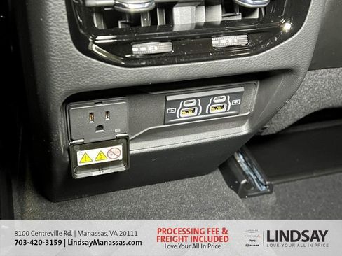 New 2025 Jeep Grand Cherokee Laredo image 17